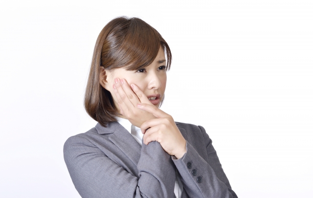 抜歯後の痛みが引かない！それはドライソケットが原因かも？